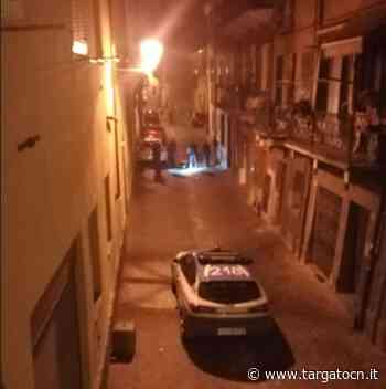 Dà in escandescenza lanciando oggetti in strada in centro a Cuneo - TargatoCn.it