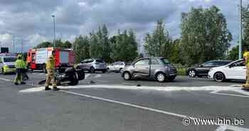 Motorrijdster lichtgewond na botsing tijdens ochtendspits op N36 in Kuurne - Het Laatste Nieuws