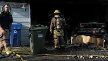 Fire crew puts down flames in southwest Calgary garage