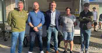 Vlaams Belang richt afdeling op in Deerlijk - Het Laatste Nieuws