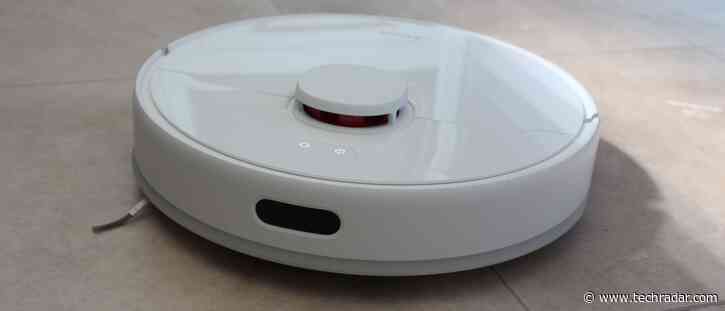 Dreametech D10 Plus Robot Vacuum and Mop review
