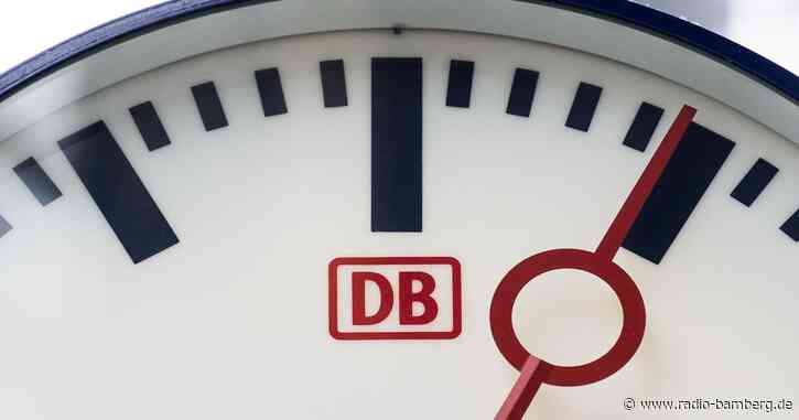 Bahnstrecke nach Unwetter in Oberbayern weiter gesperrt