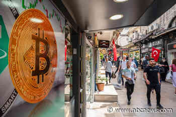 Bitcoin drops below $20,000 for the first time since late 2020