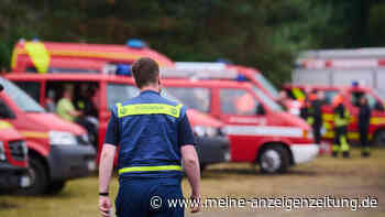 Waldbrände in Brandenburg: Hunderte Feuerwehrleute weiter vor Ort – Räumpanzer im Einsatz