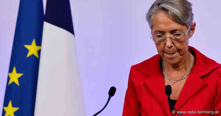 Macron lehnt Rücktritt von Premierministerin ab – Beratungen