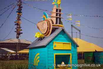 EE’s Wi-Fi rooster makes its nest at Glastonbury Festival