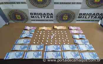 Brigada Militar prende três homens por tráfico de drogas no Bairro Navegantes, em Pelotas - Portal de Camaquã
