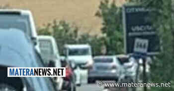 Matera, brutto incidente sulla Statale 7 Appia: 3 mezzi coinvolti e traffico deviato - Matera News