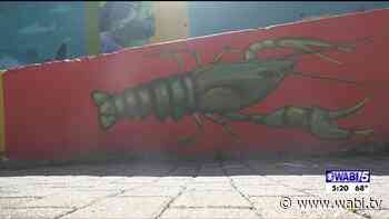 New Bangor mural highlights Kenduskeag Stream Trail - WABI