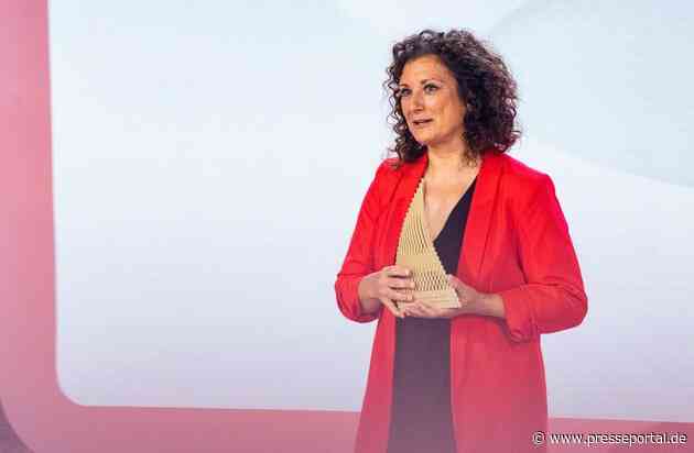 Die Erfinderin des Kinder-Exoskeletts Elena García Armada gewinnt den Publikumspreis beim Europäischen Erfinderpreis 2022