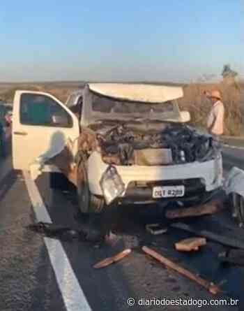 Vídeo: no caminho para Trindade, motorista se choca contra carro de boi - Jornal Diário do Estado