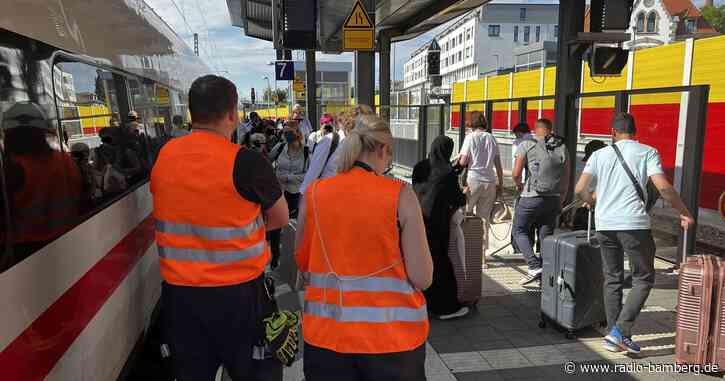 Bei fast 30 Grad: 470 Personen müssen aus ICE evakuiert werden