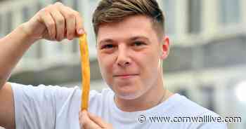 Cornwall man finds one of world's longest chips in Wetherspoon's and saves it for posterity - Cornwall Live