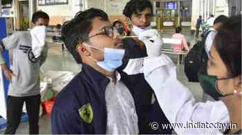 Delhi records 1,383 fresh Covid cases, one more death - India Today