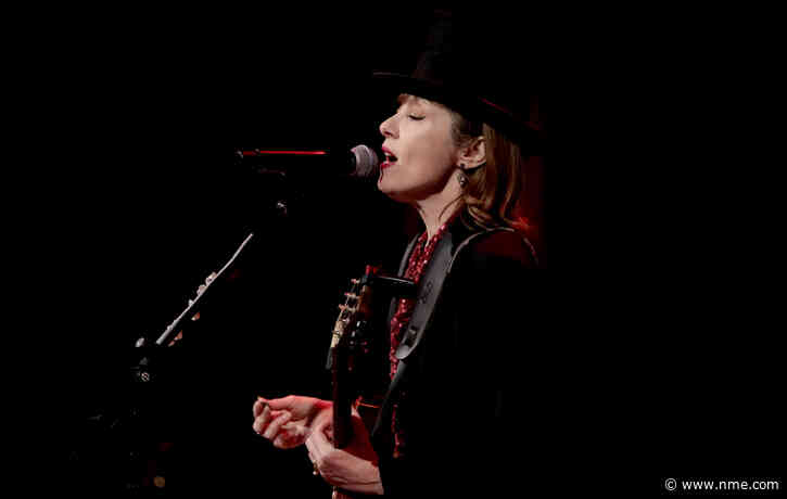 Suzanne Vega announces 2023 winter UK tour