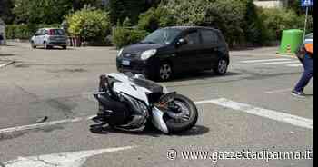 Pomeriggio terribile sulle strade di Parma: scontro auto-scooter, un ferito - Gazzetta di Parma
