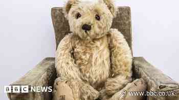 Wiltshire: Massive 60-year teddy bear collection up for auction