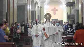 Crotone - Si celebra oggi in città la Solennità del Corpus Domini: ritorna la processione ~ CrotoneOk.it - CrotoneOK.it