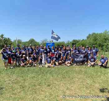 Cinquecento chili di plastica e rifiuti raccolti nell’Oasi Verde di Seriate - BergamoNews.it