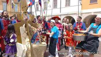 Guastalla, una gnoccata per 15.000 persone - il Resto del Carlino