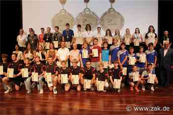 Stadt Balingen verleiht Sportlermedaillen an Funktionäre, erfolgreiche Sportler und Mannschaften - Zollern-Alb-Kurier