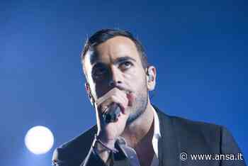 Marco Mengoni a San Siro, un inno agli anni '70 - Agenzia ANSA
