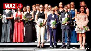 So feiern Schiller- und Ruhr-Gymnasium in Witten das Abitur - WAZ News