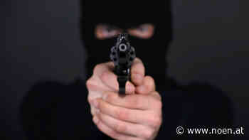 Bezirk Neunkirchen - Tankstelle überfallen - Täter auf der Flucht - NÖN.at