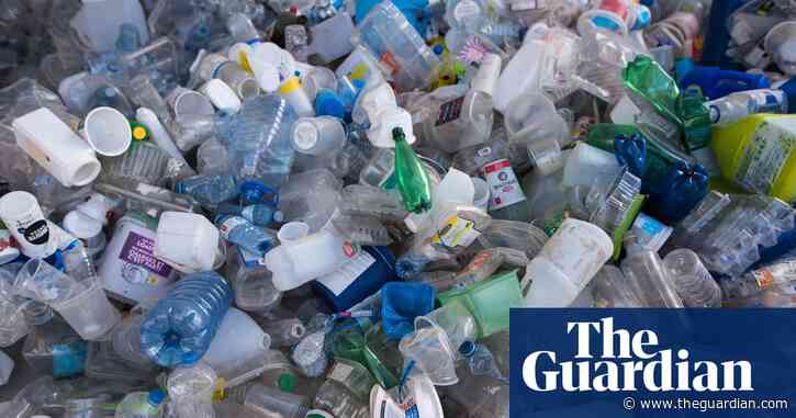Canada lays out rules banning single-use plastics