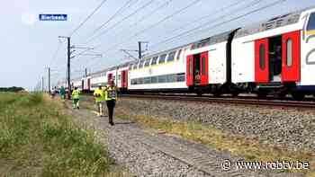 Oververhitte trein staat uren vast in Bierbeek - ROB-tv