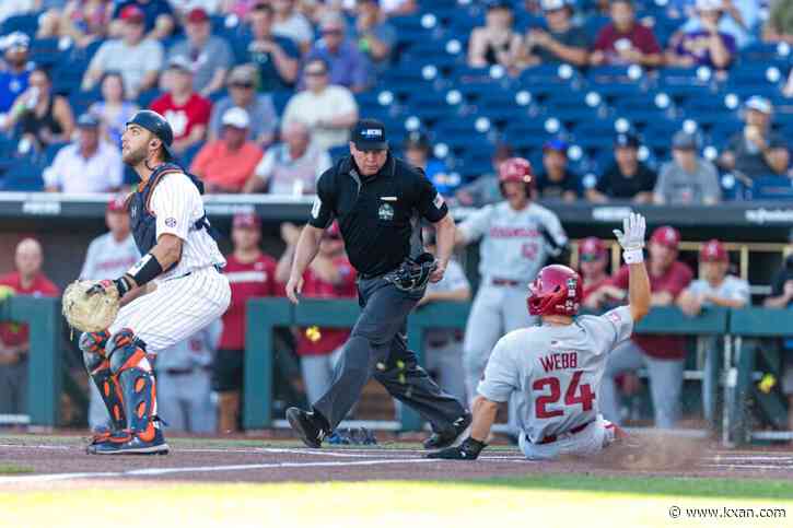 Arkansas rolls over No. 14 Auburn 11-1 in CWS