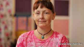 Mixed views over Albanese government's plan to scrap cashless debit card