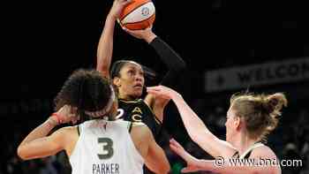 Sky complete 28-point comeback to set WNBA record - Belleville News-Democrat