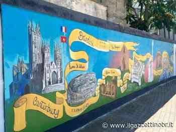 Brindisi e le Antiche Strade: Inaugurato il Murales "Brindisi crocevia di rotte, percorsi e cammini" un dono alla città - Il Gazzettino di Brindisi