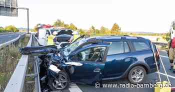 Autofahrer kracht in Stauende