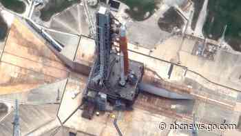 NASA fuels moon rocket for 1st time in countdown rehearsal