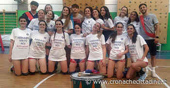 Colleferro. Doppietta per il Grifo Volley. Dopo la promozione in I Divisione dei ragazzi, anche le ragazze allenate dal coach Terrone promosse dalla III in II Divisione - Cronache Cittadine