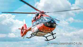 150 Kilo schwerer Eisenträger löst sich bei Dachstuhl-Anbau – und reißt Aschauer (24) mit