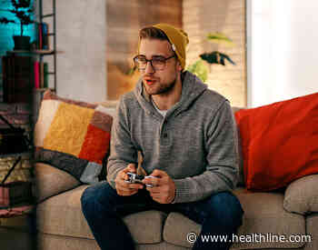 Many Men Prioritize Playing Video Games, Drinking Over Good Sleep - Healthline