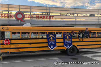 Oak Bay High track and field team celebrates banner year - Saanich News