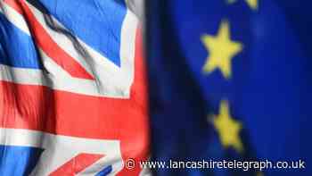 Brexit will see real pay reduced by almost £500 per year on average, study suggests
