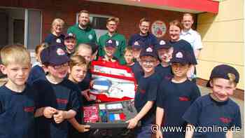 Kinderfeuerwehr Jever: Round Table spendiert Experimentierkoffer - Nordwest-Zeitung