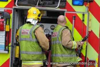 Wimborne Way Beckenham car on fire