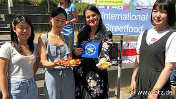 Campus-Fest der Ernst-Abbe-Hochschule gekrönt mit großem E-Symbol