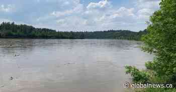 Edmonton issues warning about water levels on North Saskatchewan River - Global News