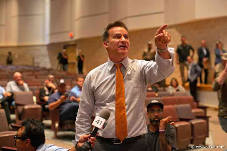 State senator sues Texas DPS to get information on Uvalde shooting