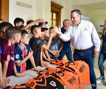 Reconoce Toño Astiazarán a deportistas que representan a Hermosillo - CanalSonora.com