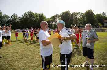 Fußball, Finale im Ligapokal - Der Pokal geht nach Struth-Helmershof - inSüdthüringen