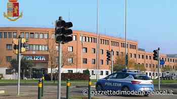 Modena. Deruba un taxista dello zaino e se ne va senza pagare la corsa - La Gazzetta di Modena