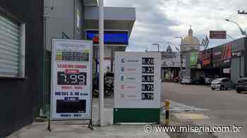 Após reajuste, litro da gasolina chega a R$ 8,20 em Juazeiro do Norte - Site Miséria